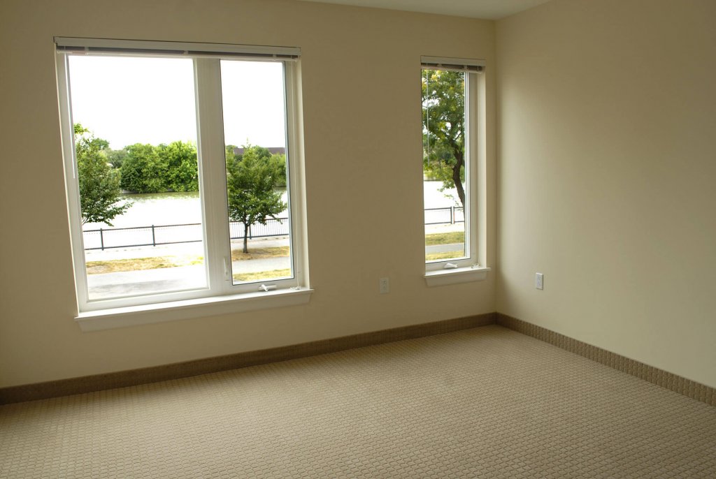 Erie Harbor Interior photo 29