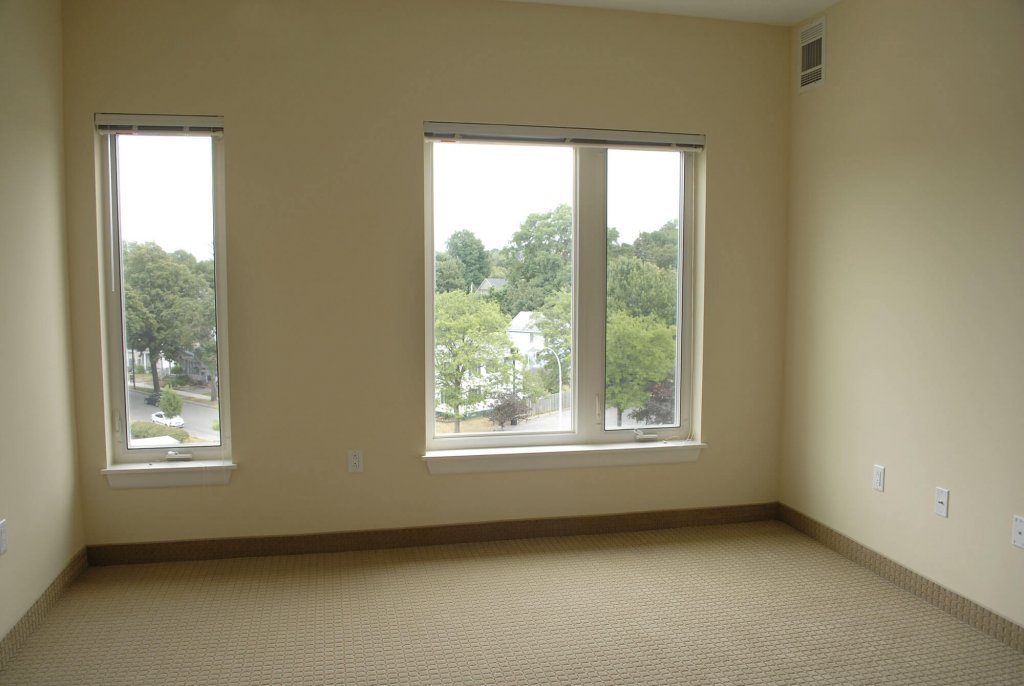 Erie Harbor Interior photo 25