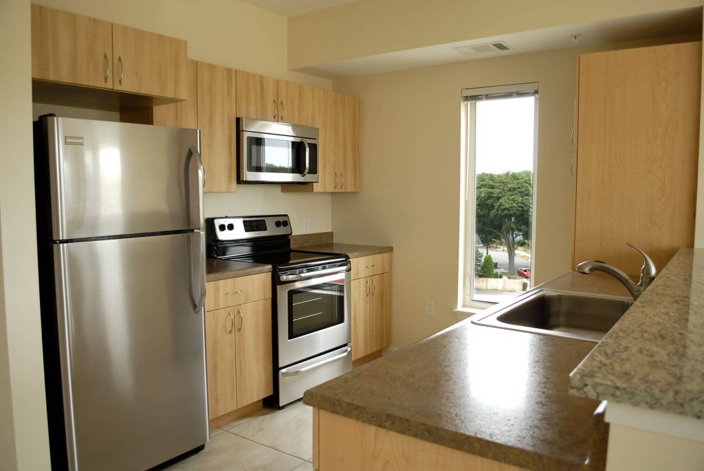 Erie Harbor Interior photo 24