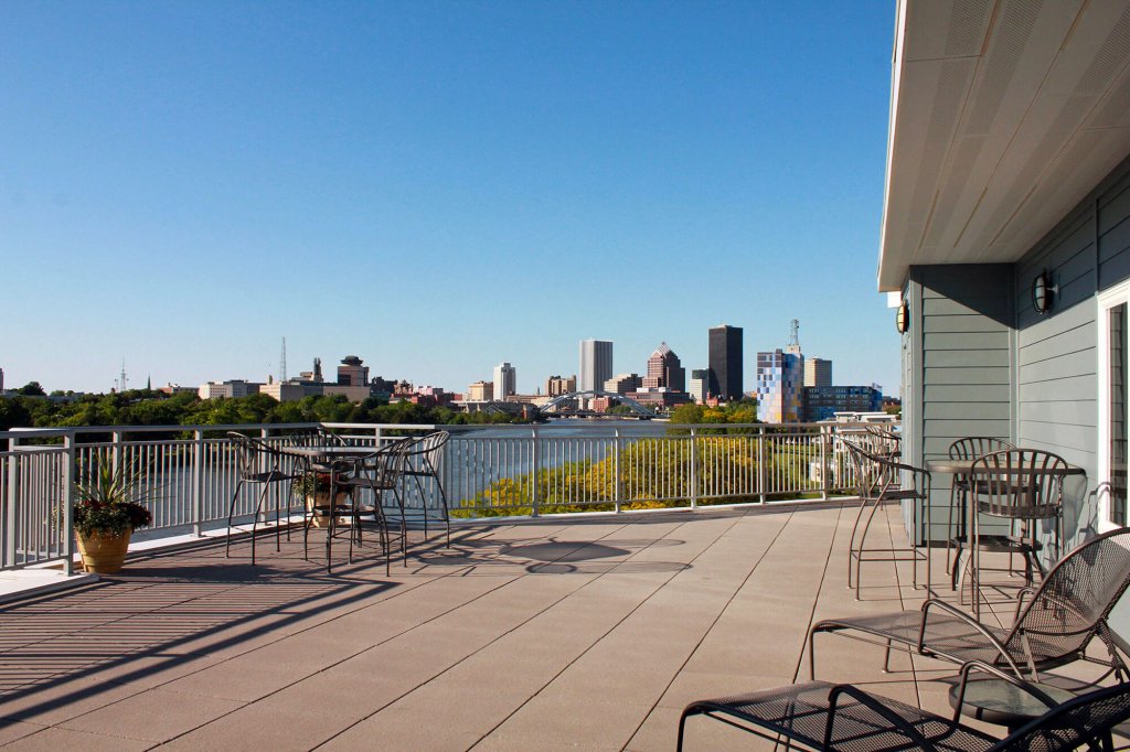 Erie Harbor Exterior photo 13
