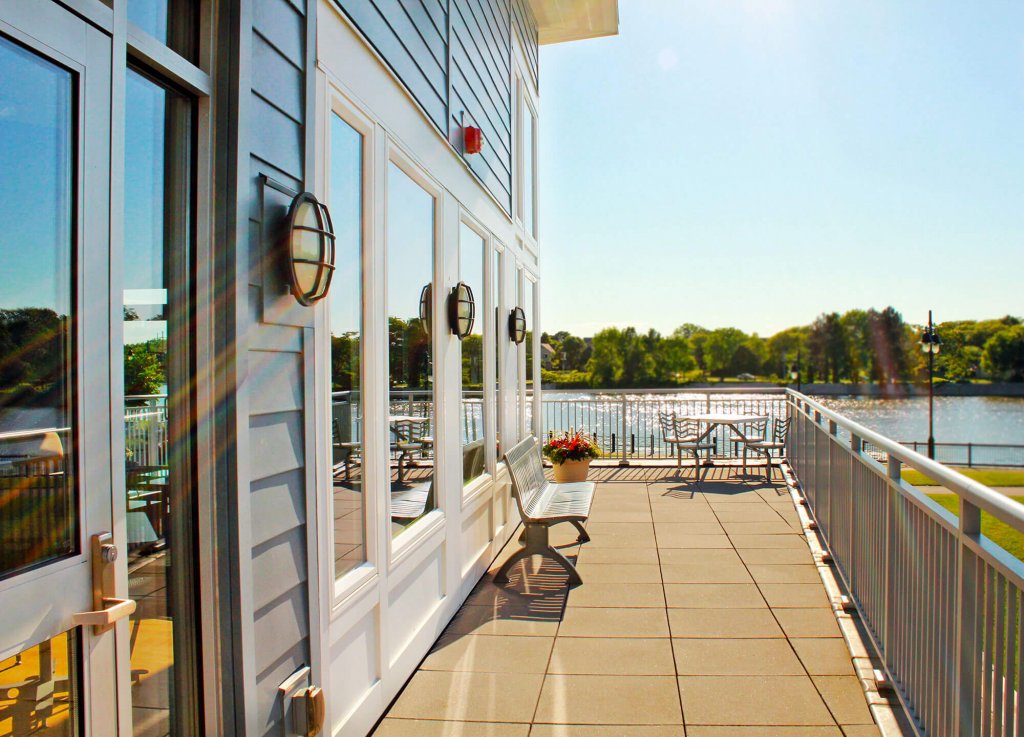 Erie Harbor Exterior photo 9